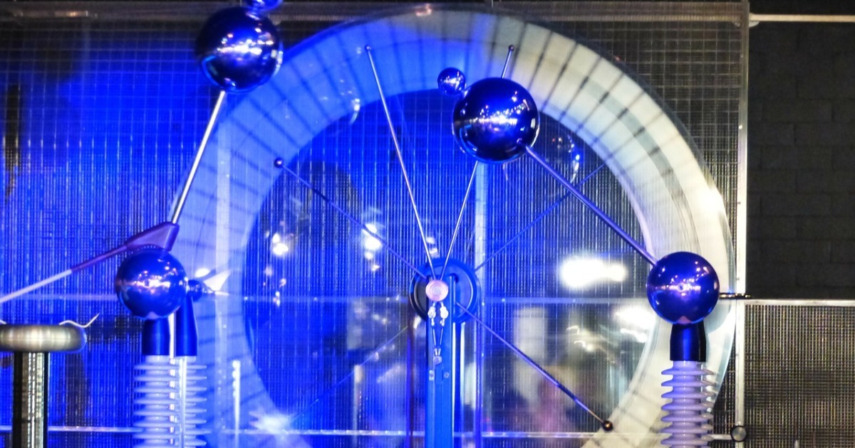 Exercícios de Eletrostática (com questões resolvidas e comentadas)